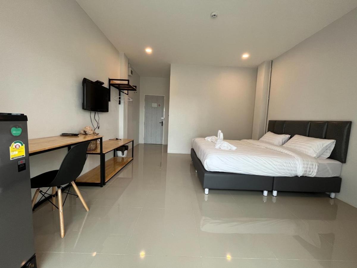 Life Hotel Rong Khun Ban Mai  Exterior photo